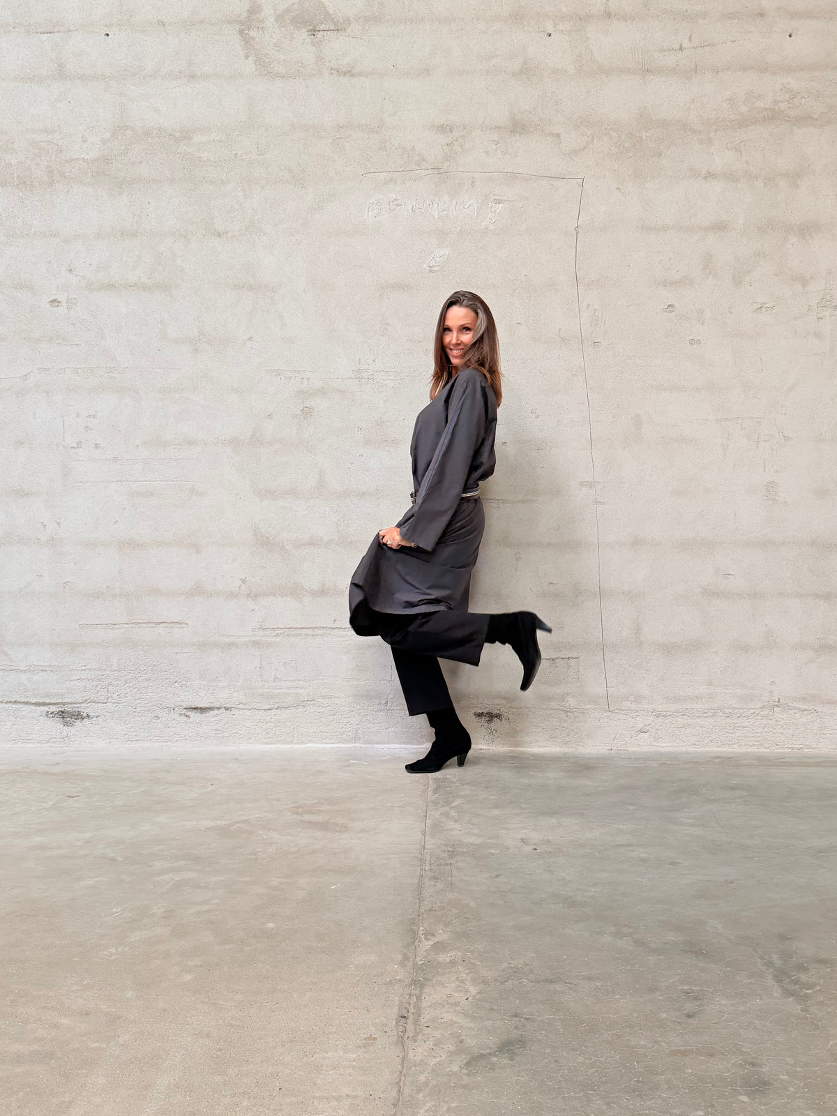Kamilla er 174 cm høj og bruger størrelse M/L