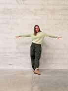 Kamilla er 174 cm høj og bruger størrelse M/L