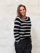 Kamilla er 174 cm høj og bruger størrelse M/L