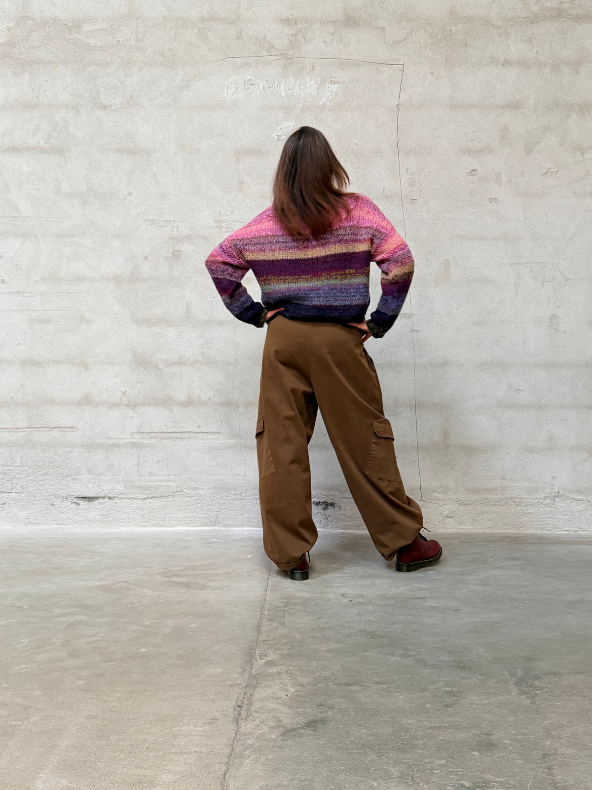 Kamilla er 174 cm høj og bruger størrelse M/L