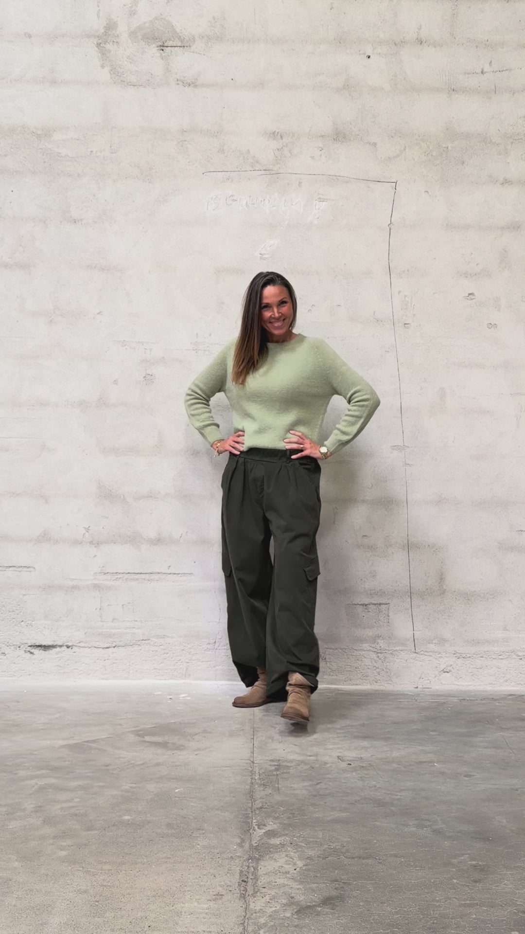 Kamilla er 174 cm høj og bruger størrelse M/L