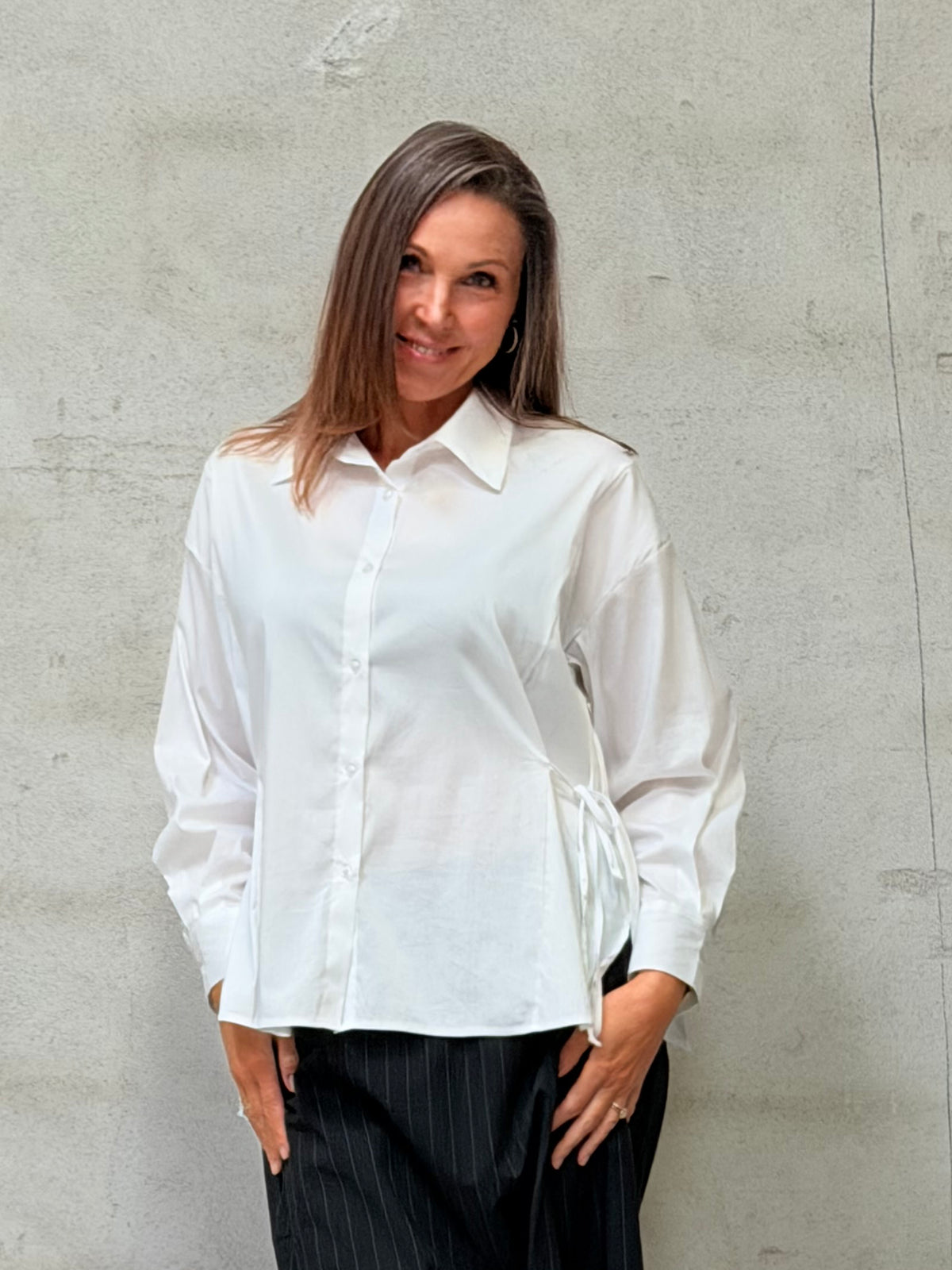 Kamilla er 174 cm høj og bruger størrelse M/L